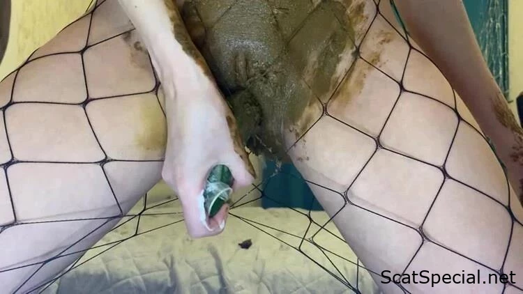 Zucchini Intercourse, Excretion, Soiling, Consumed A Filthy Zucchini - p00girl